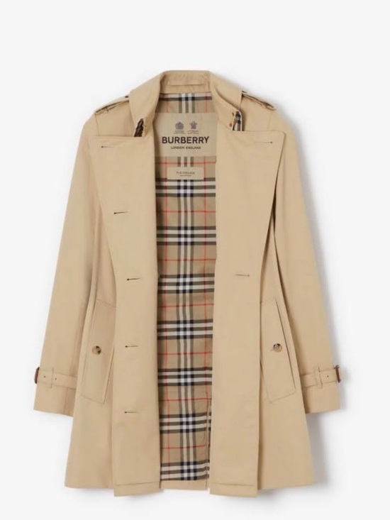 Burberry Jackets & Blazers - Burberry Short Chelsea Heritage Trench Coat  Medium